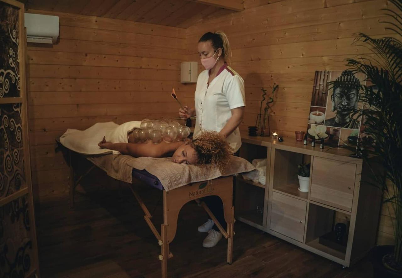 Mahalo Glamping Hotel Fuengirola Eksteriør billede