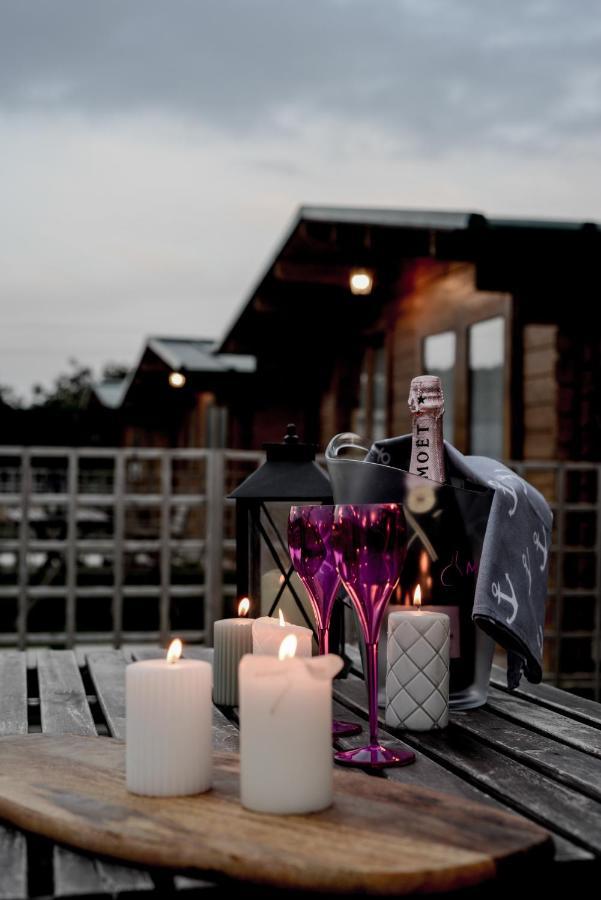 Mahalo Glamping Hotel Fuengirola Eksteriør billede